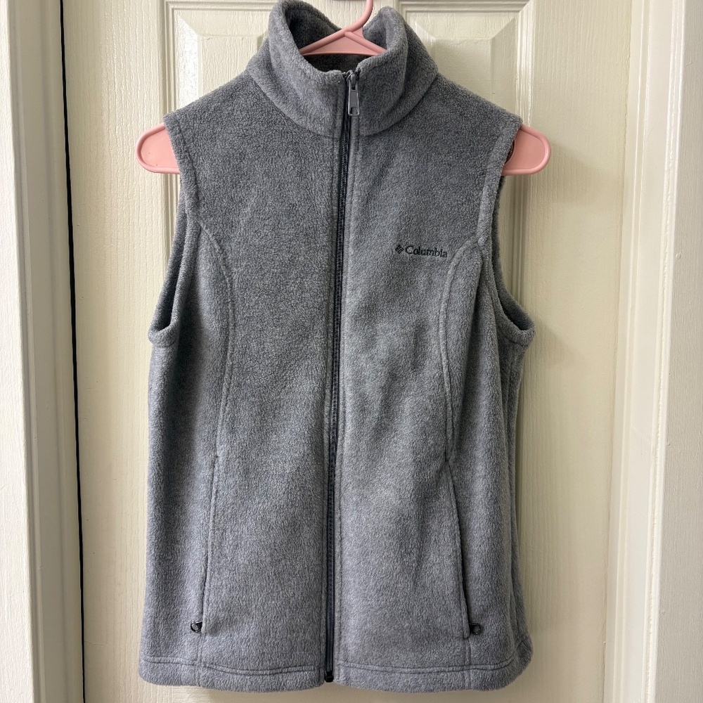 Columbia Women's Gray Benton Springs Fleece Vest